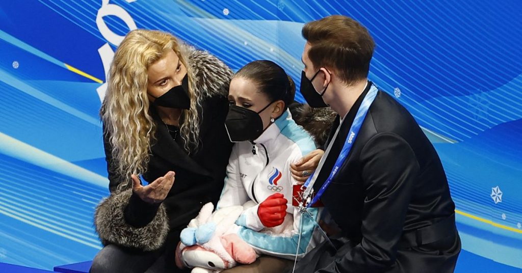 Presidente de los Juegos Olímpicos - COI Bach está molesto por el colapso de Valeeva, golpeando a su séquito
