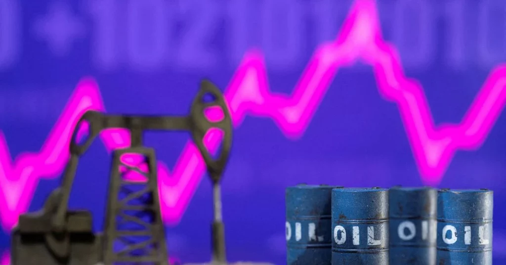 Las acciones mundiales caen, el petróleo sube en el comercio volátil después de la prohibición del petróleo de Rusia