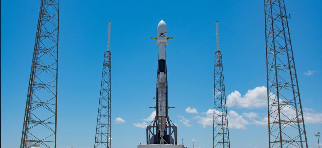 SpaceX lanzará hoy 48 satélites desde Starlink, un cohete terrestre y lo podrás ver en vivo