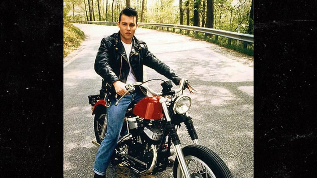 Subastan la motocicleta 'Cry-Baby' de Johnny Depp