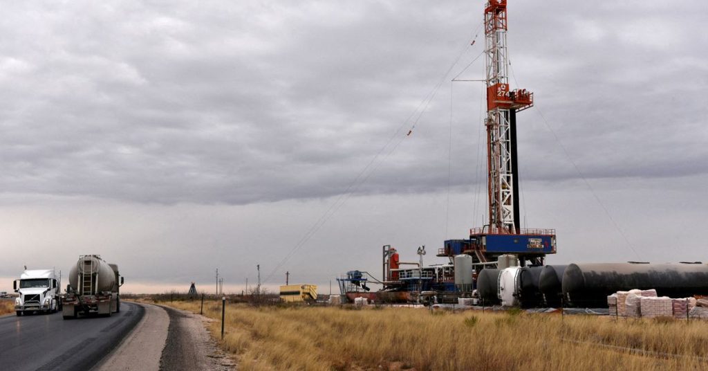 El petróleo alcanza los 120 dólares cuando el aumento de precios de Arabia Saudita en julio supera el acuerdo de la OPEP+