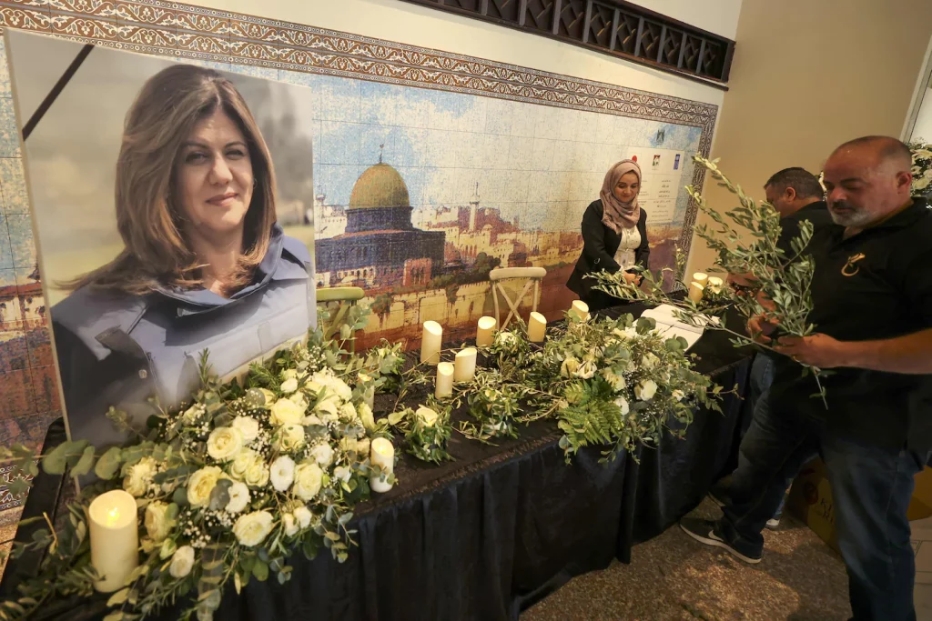 Shireen Abu Aqla fue asesinada por balas israelíes, según una organización de derechos humanos de las Naciones Unidas