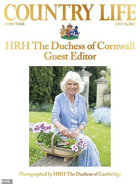 La edición real ha sido editada por la duquesa de Cornualles para celebrar su 75 cumpleaños y el 125 aniversario de la revista.