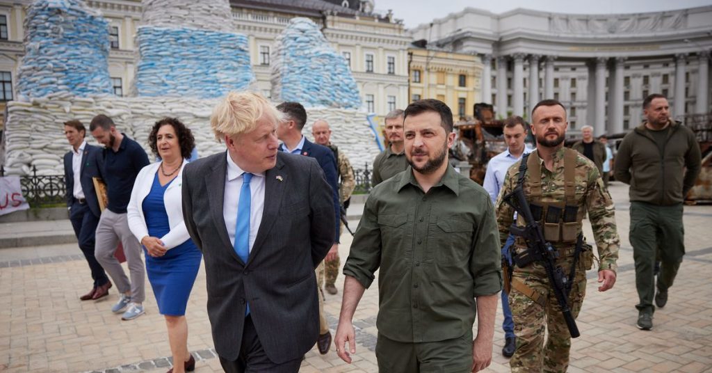 Los ucranianos firman una petición para otorgar la ciudadanía británica y el papel del primer ministro