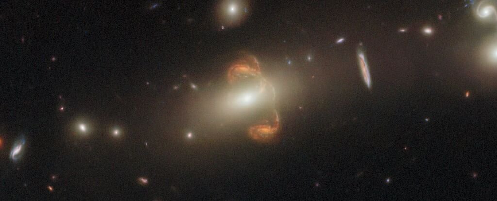 Increíble imagen del Hubble revela extraño 'espejo' de galaxia