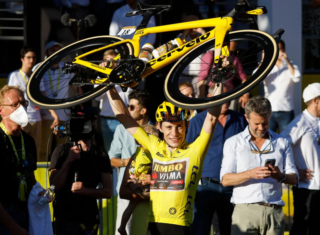 Jonas Weinggaard gana el Tour de Francia