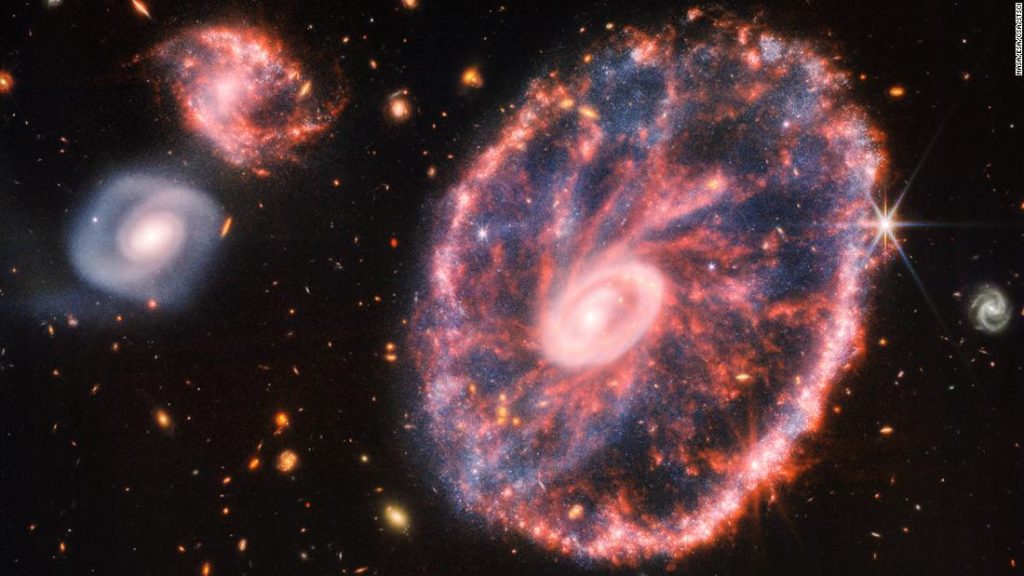 La imagen del telescopio Webb revela la galaxia de la rueda de Cartwell