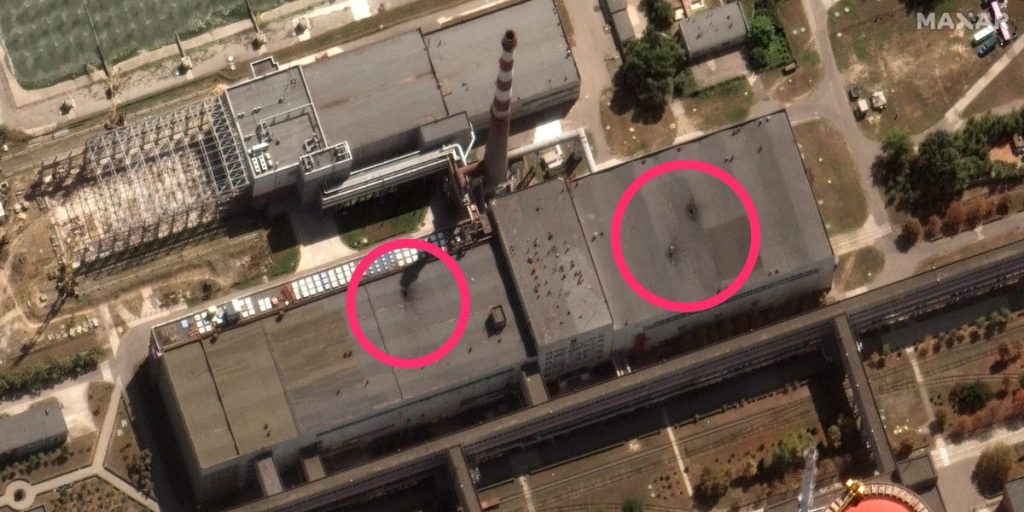 Las imágenes de satélite muestran los daños en el edificio de la planta nuclear de Ucrania