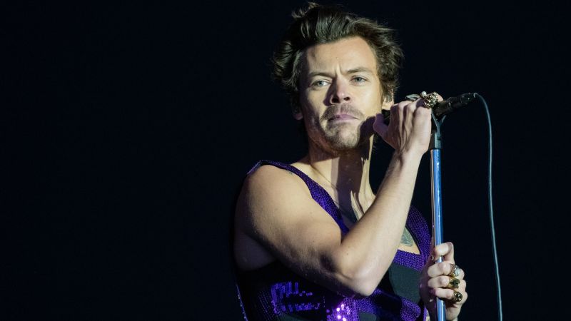 Harry Styles habla de privacidad y sexo en una nueva entrevista