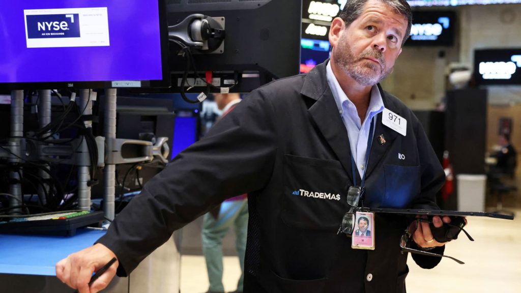 Las acciones abren al alza mientras Wall Street busca aprovechar tres semanas de ganancias para el S&P 500