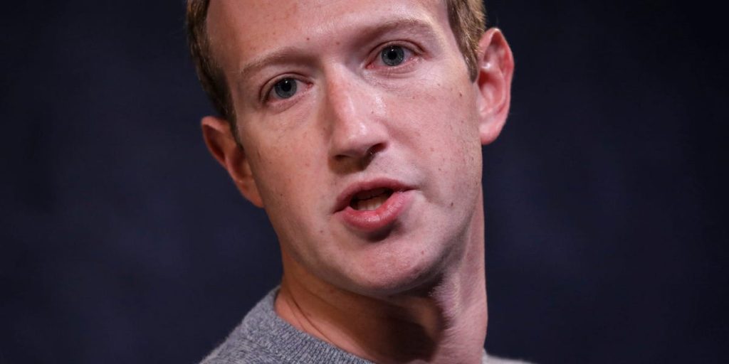 Zuckerberg dice que Joe Rogan del FBI es una "institución legítima"