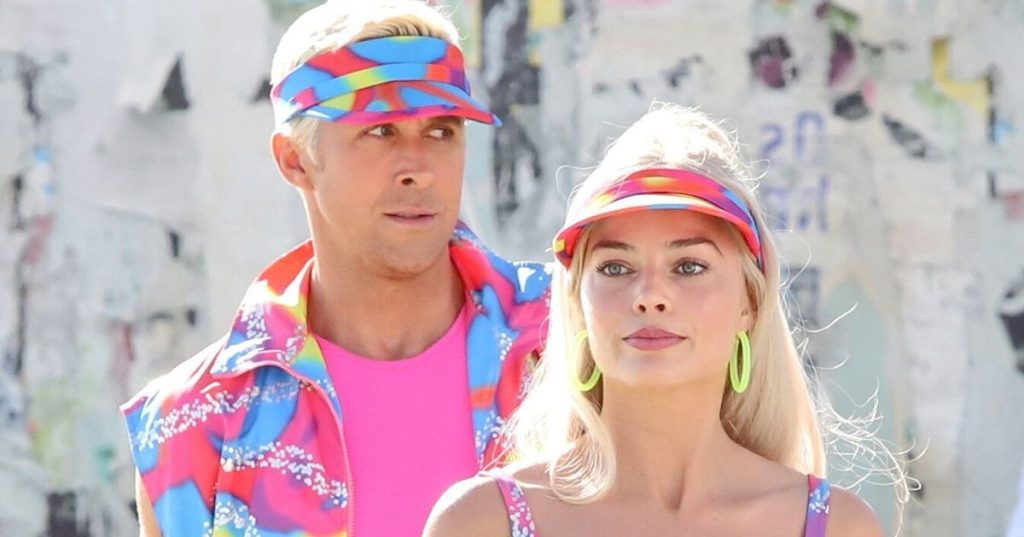 Margot Robbie dice que ella y Ryan Gosling 'entran en pánico' en fotos virales de Barbie