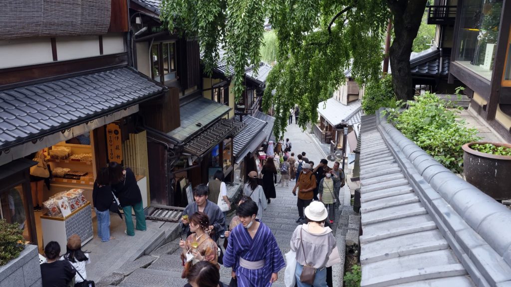 Las acciones de viajes de Japón suben después del informe sobre la flexibilización de las reglas