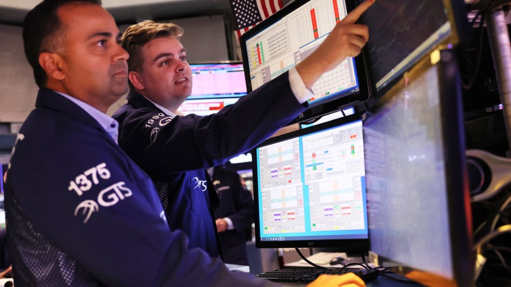 Las acciones subieron ligeramente mientras Wall Street intenta recuperarse después del peor día desde junio de 2020