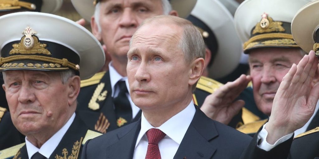 Legisladores rusos exigen la destitución de Putin del poder sobre Ucrania