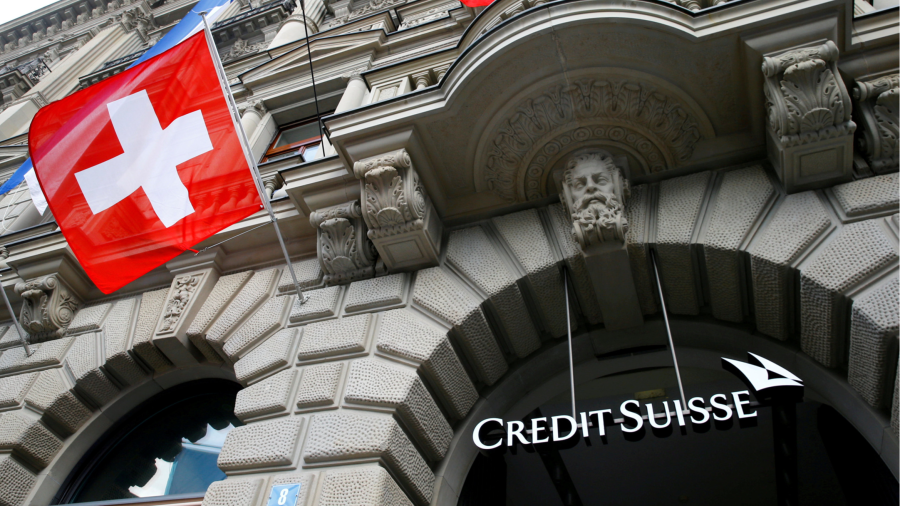 Credit Suisse tranquiliza a los inversores sobre su solidez financiera