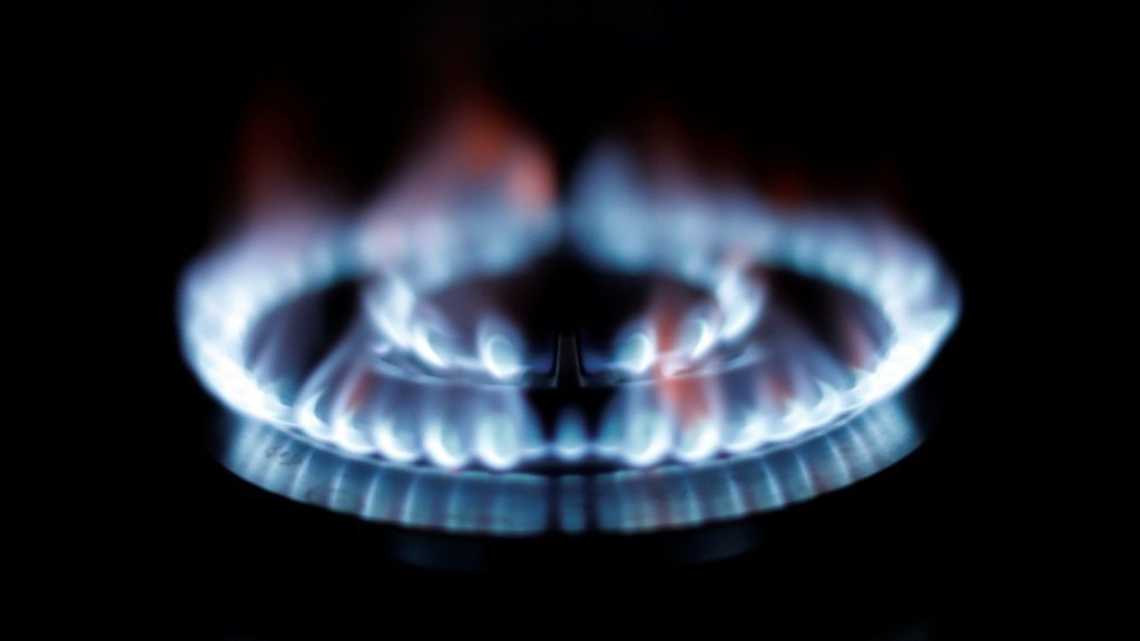 El gobierno de EE. UU. dice que todos los estadounidenses pagarán mucho más por el gas natural este invierno
