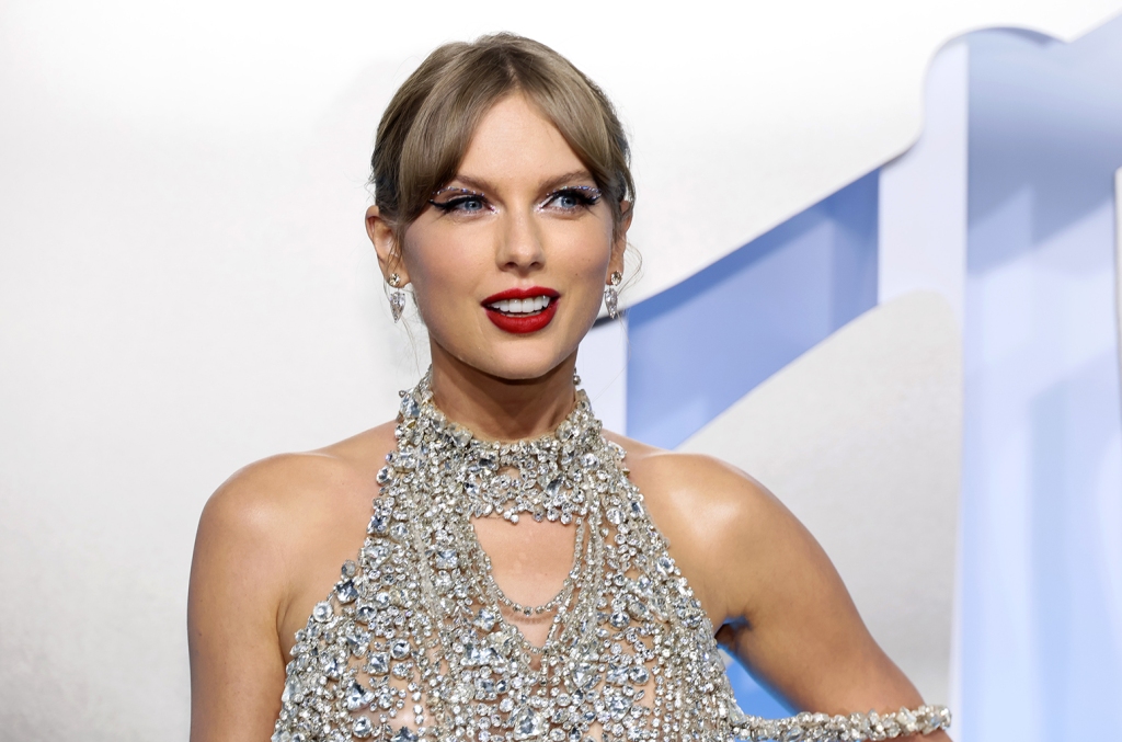 Periodistas deportivos se refieren a 'Midnight' de Taylor Swift durante transmisión - Billboard