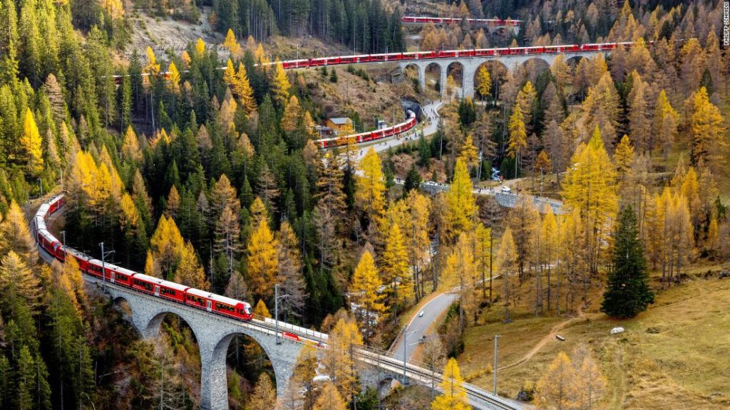 ¿Por qué Suiza construyó un tren de 2 kilómetros?