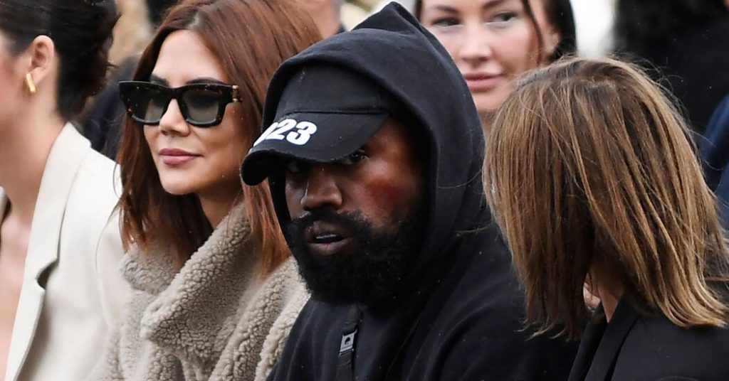 La compañía dice que Kanye West es un acompañante de la oficina de Skechers
