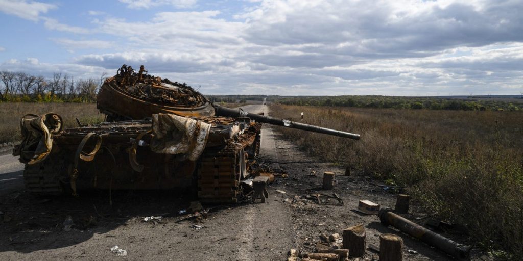 Ucrania: los reclutas rusos tienen que cavar trincheras con sus propias manos: lluvia de TV