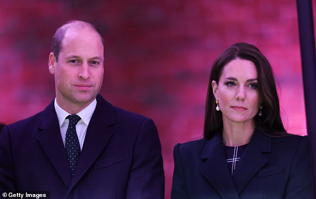 El evento Earthshot del príncipe William y Kate Middleton en Boston el miércoles por la noche se vio ensombrecido por un escándalo de racismo que sacudió a la familia real.