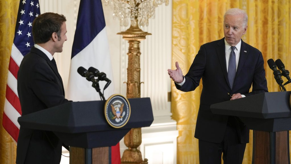 Biden y Macron realizan conferencia de prensa conjunta en la Casa Blanca: NPR