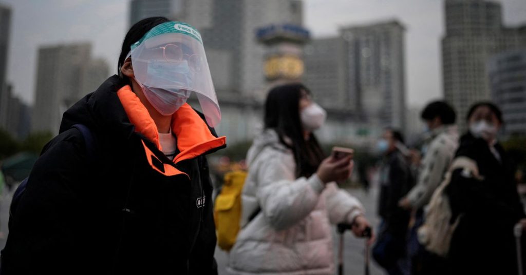 El director de la Organización Mundial de la Salud ha dicho que el aumento del coronavirus en China no se debe al levantamiento de las restricciones