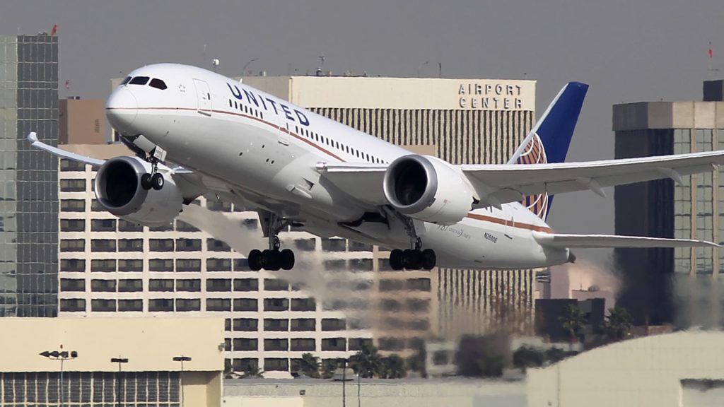 United Airlines hace un pedido de 100 Dreamliners de Boeing