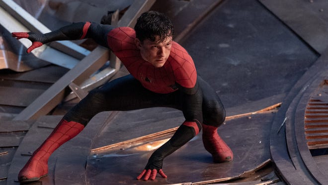Peter Parker (Tom Holland) se pone a prueba como nunca antes en... "Spider-Man: No hay camino a casa."